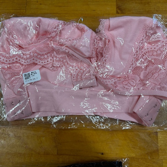 Keneally Bra size 2X - Picture 3 of 4